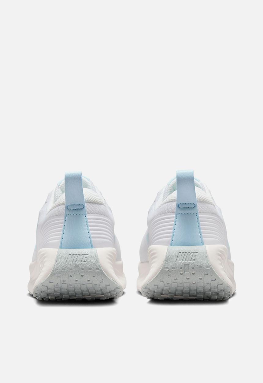 Nike - Nike Promina