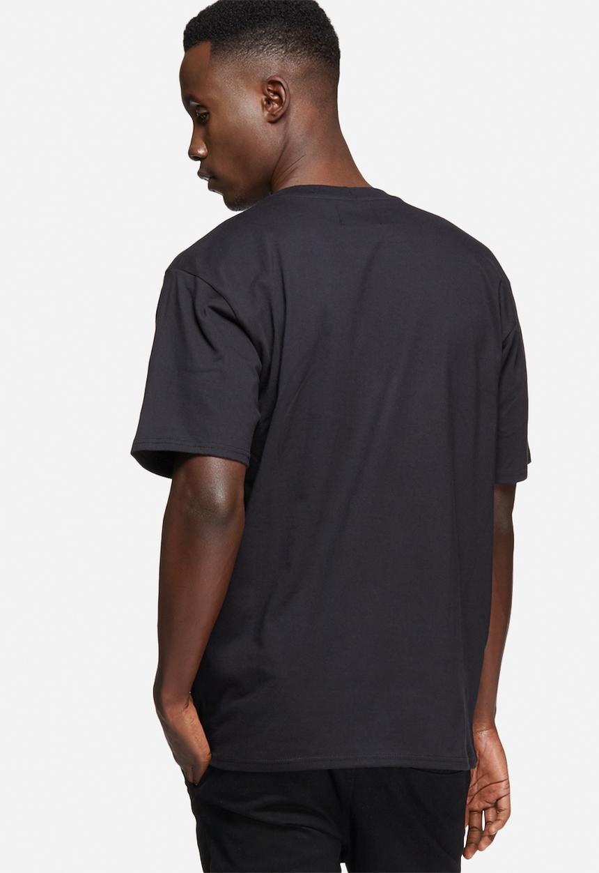 Young and Lazy - Signature logo tee