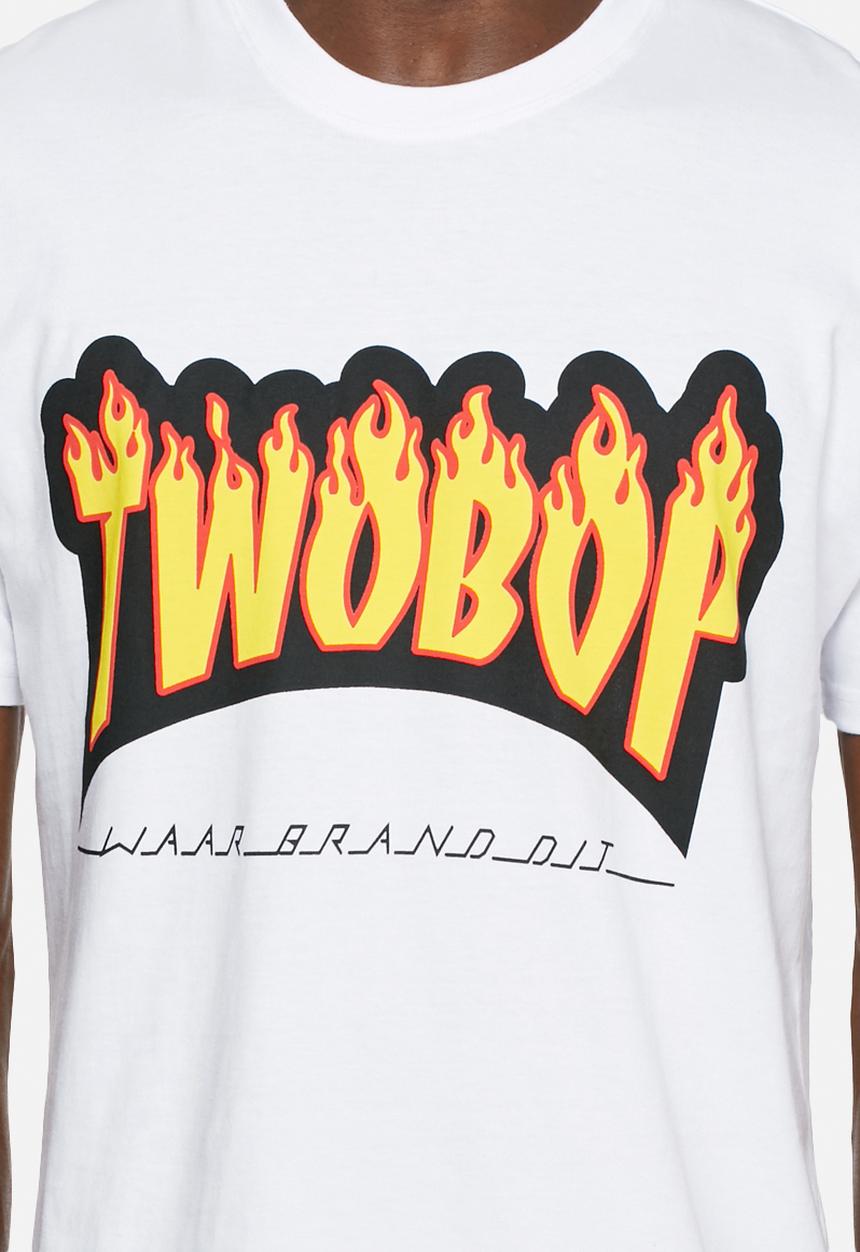 2Bop - Waar brand dit flame tee