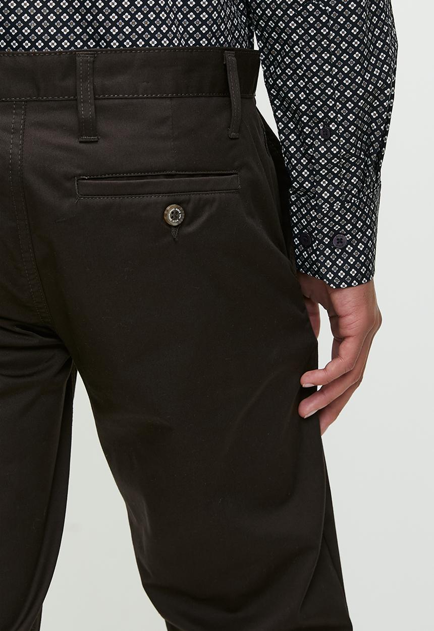 POLO - Mens Essential Slim Leg Pant - Chocolate