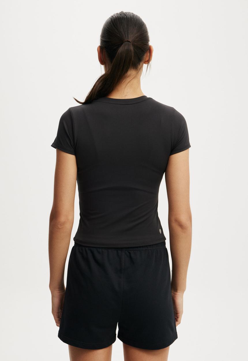 Cotton On - Ultra Soft Fitted T-shirt - Black