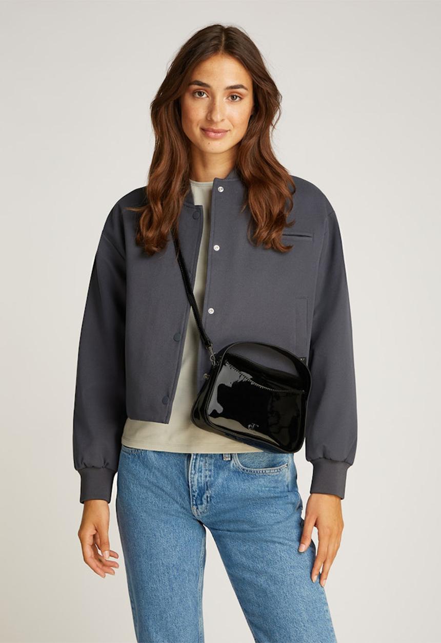 Calvin Klein - Block mini flap20 patent - black