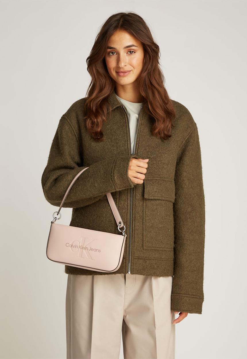 Calvin Klein - Sculpted shoulder pouch25 mono - rose dust