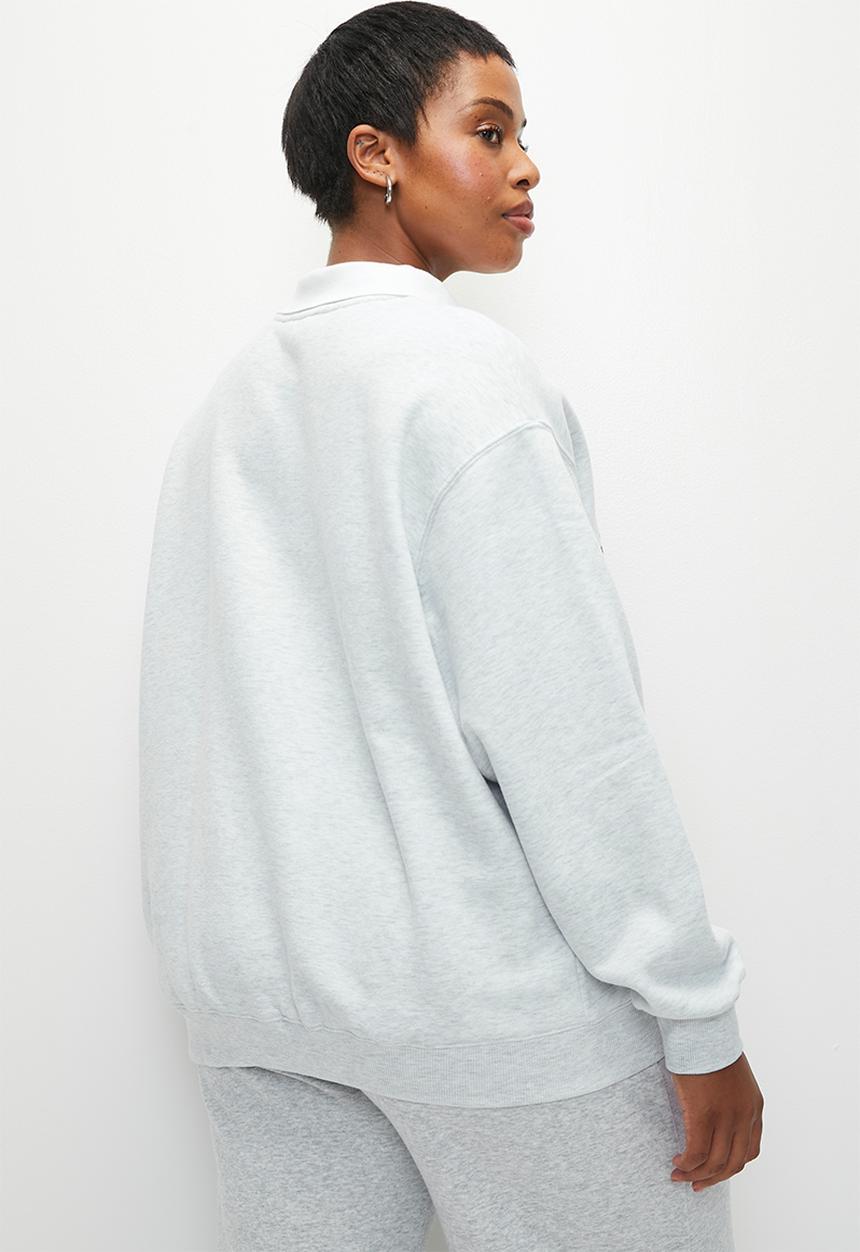 Cotton On - Plus Plush Collar Sweatshirt - Cloudy Grey Marle/Wellness Club