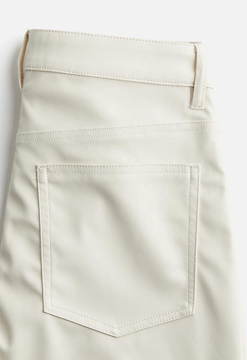 H&M - Coated trousers - cream