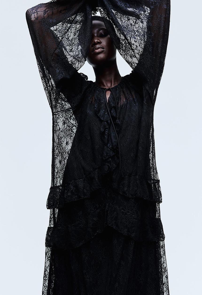 H&M - Flounce-trimmed lace dress - black