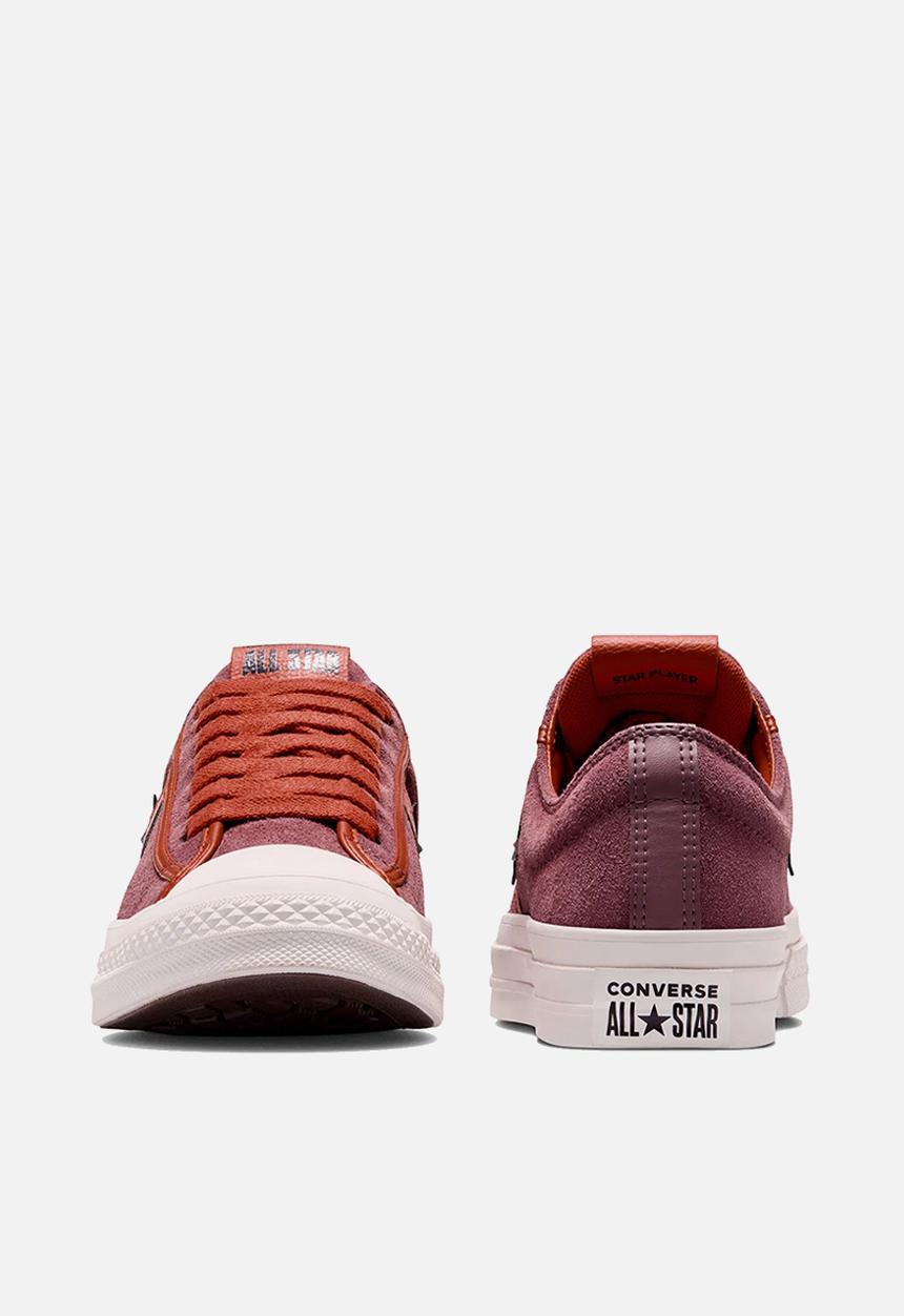 Converse - STAR PLAYER 76 SUEDE