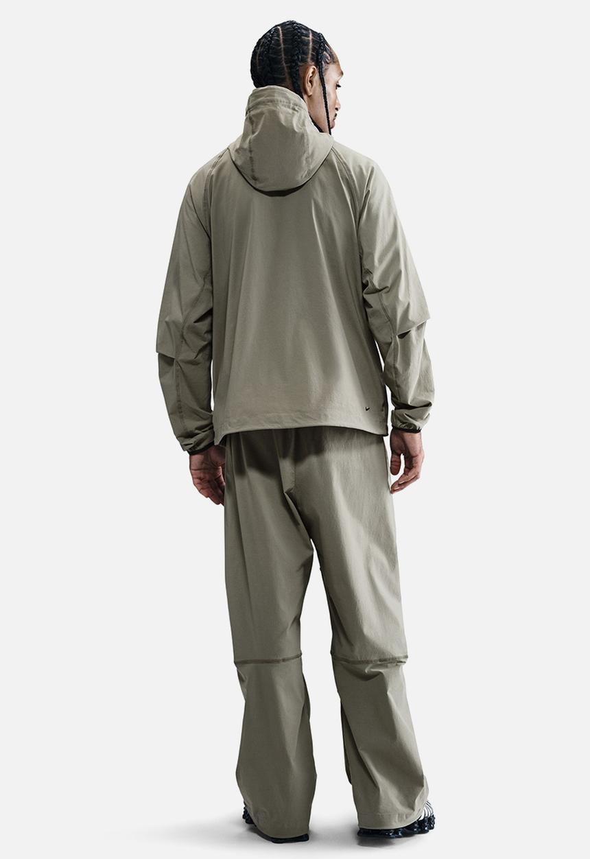 Nike - Tech Woven Jacket - Light Army/Light Army/Black
