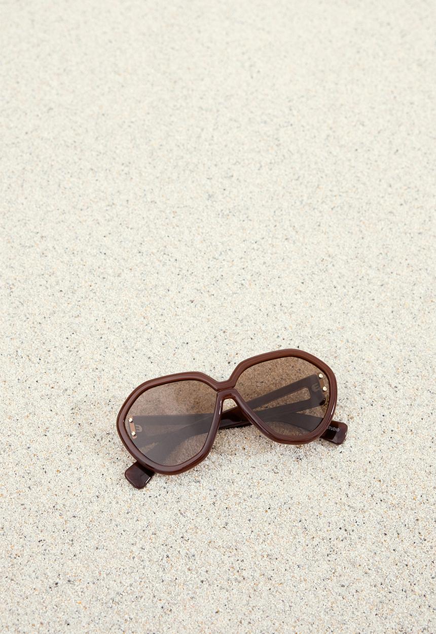 H&M - H&M Studio: Angular sunglasses - brown