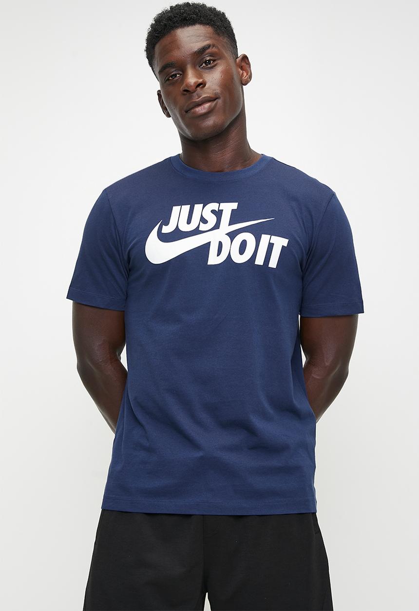 Nike - NSW JDI Swoosh FS Tee - midnight navy
