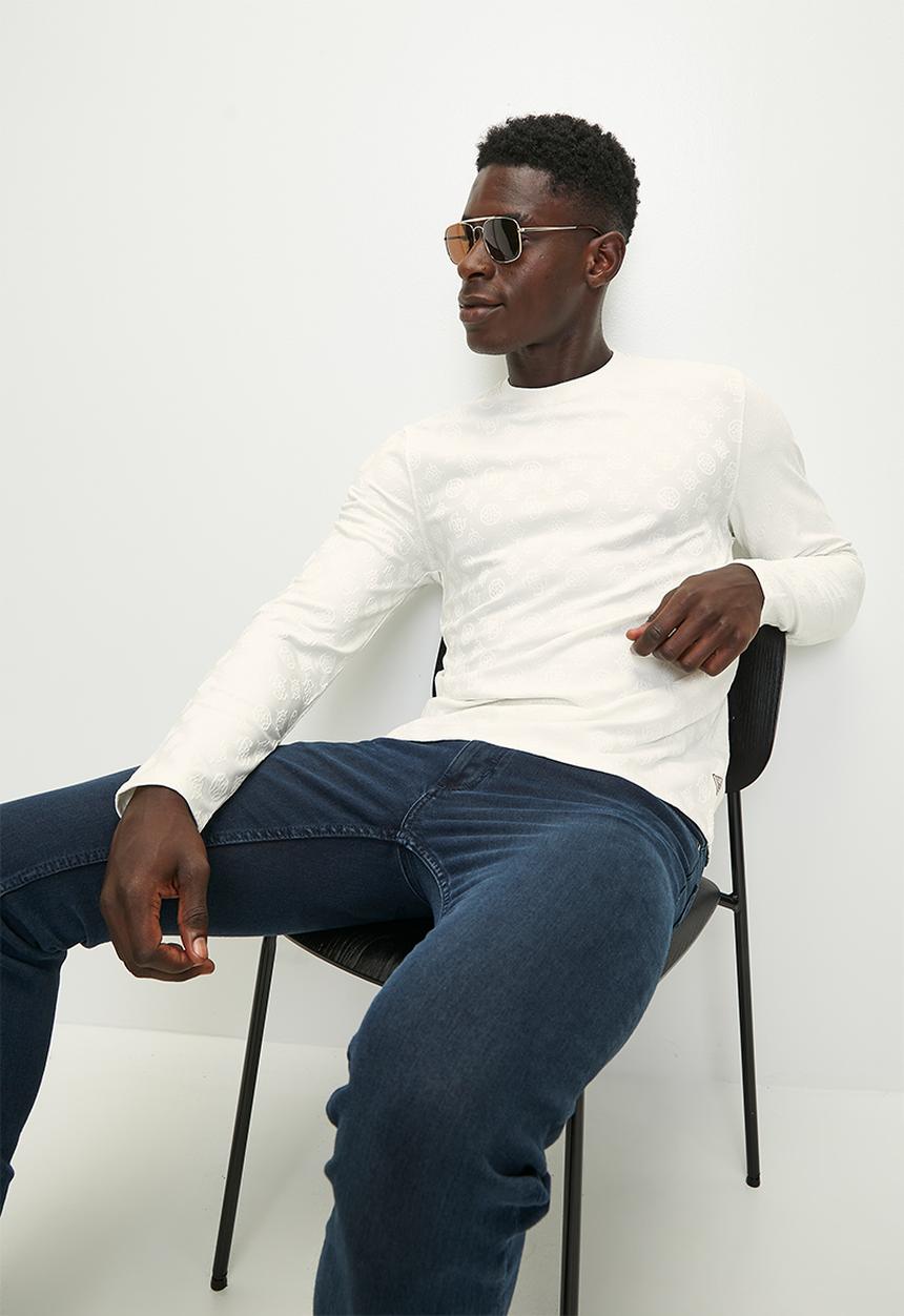 GUESS - Long sleeve tonal peony jacquard crew - salt white