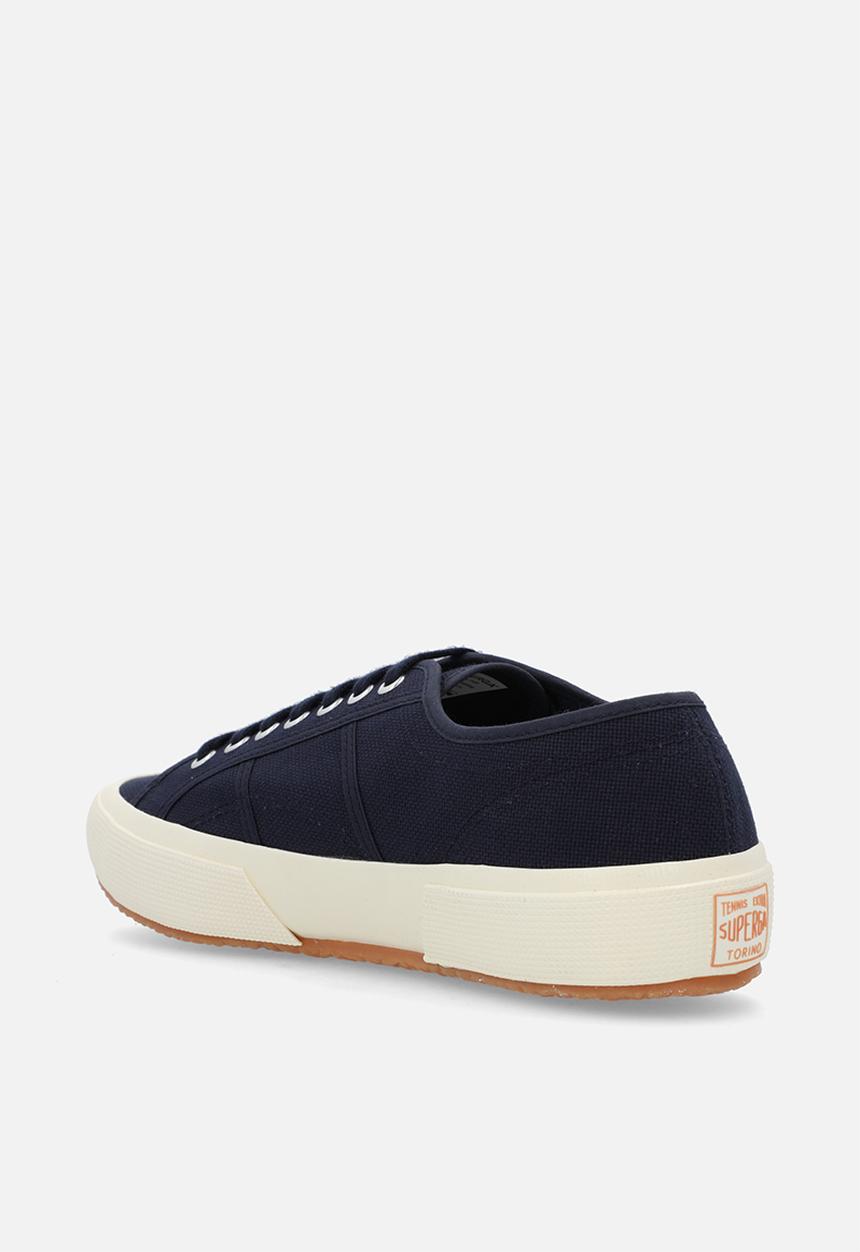 SUPERGA - 2750 og 