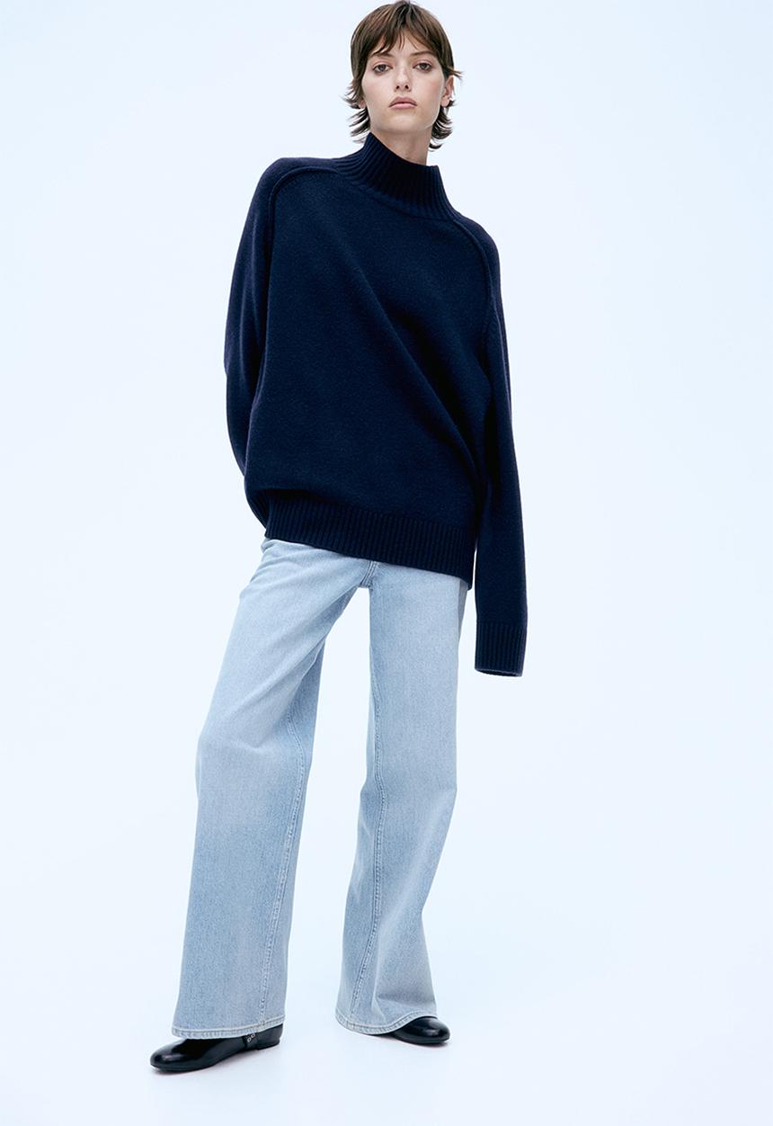 H&M - Wide high jeans - light denim blue 