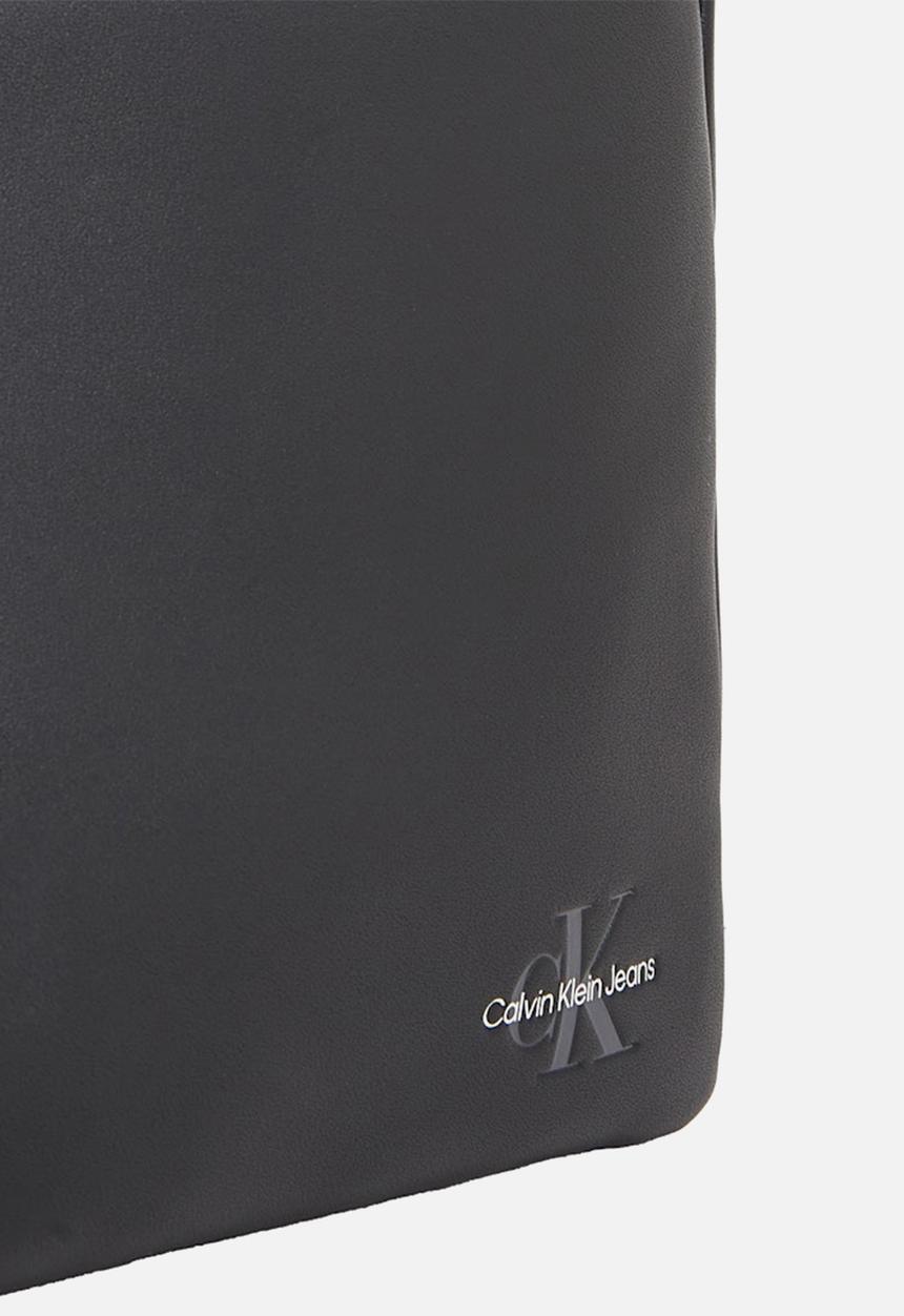 Calvin Klein - Mono Logo Flat Pack18 - Black