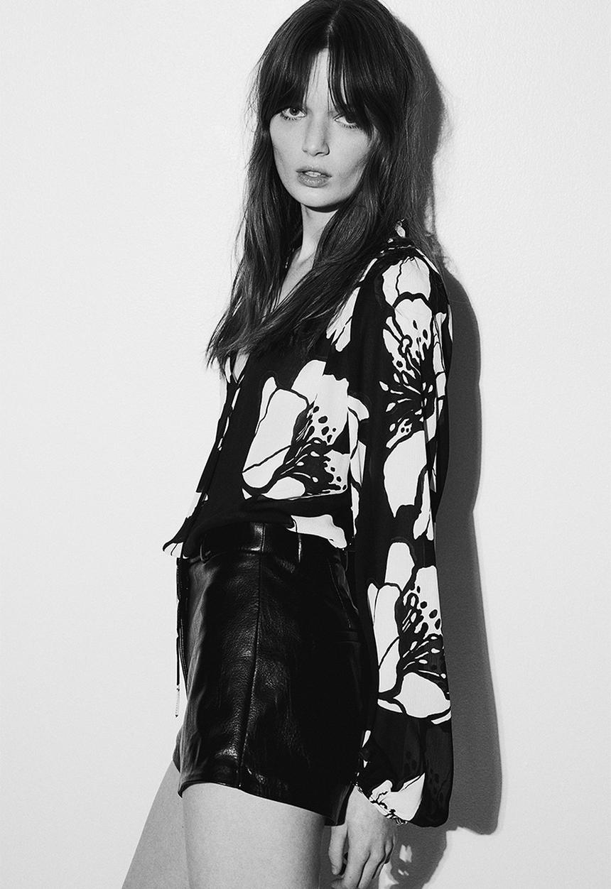 H&M - Crinkled chiffon blouse - black & white floral