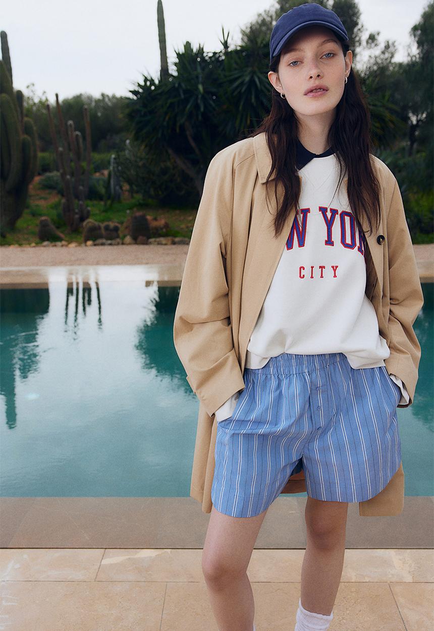 H&M - Text-motif sweatshirt - white new york