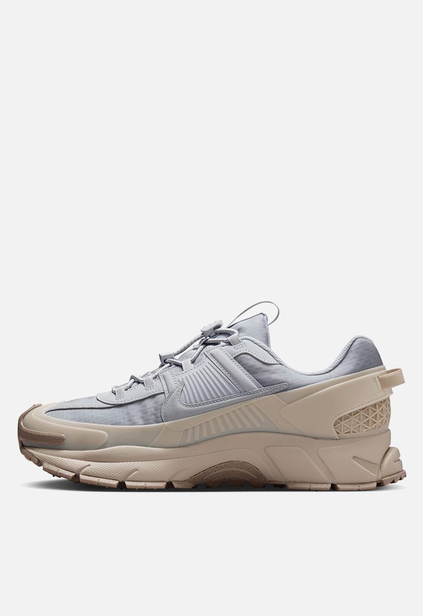 Nike - Nike Zoom Vomero Roam