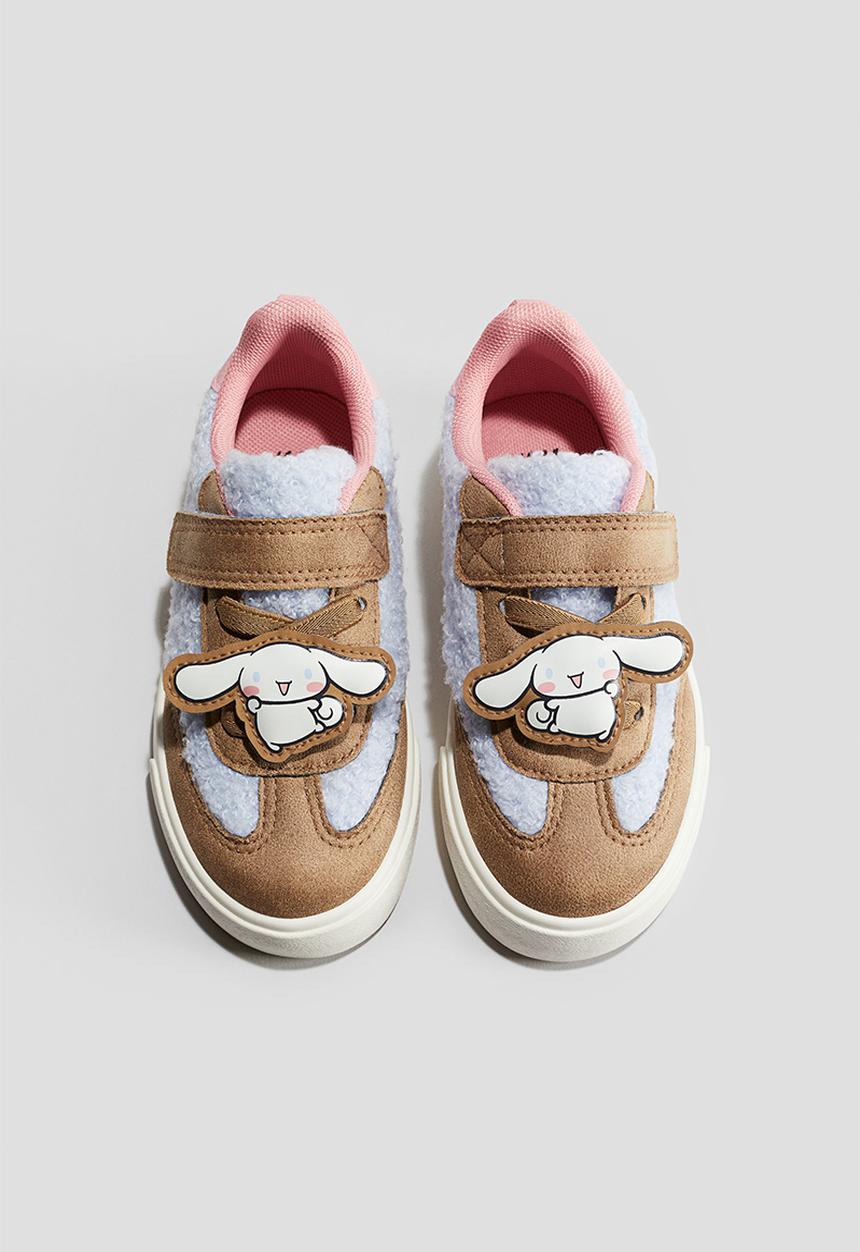 H&M - Fluffy trainers - beige cinnamoroll