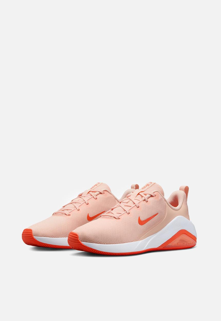 Nike - Nike Bella 7
