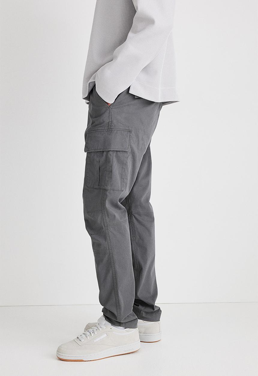 H&M - Slim fit cargo trousers - dark grey