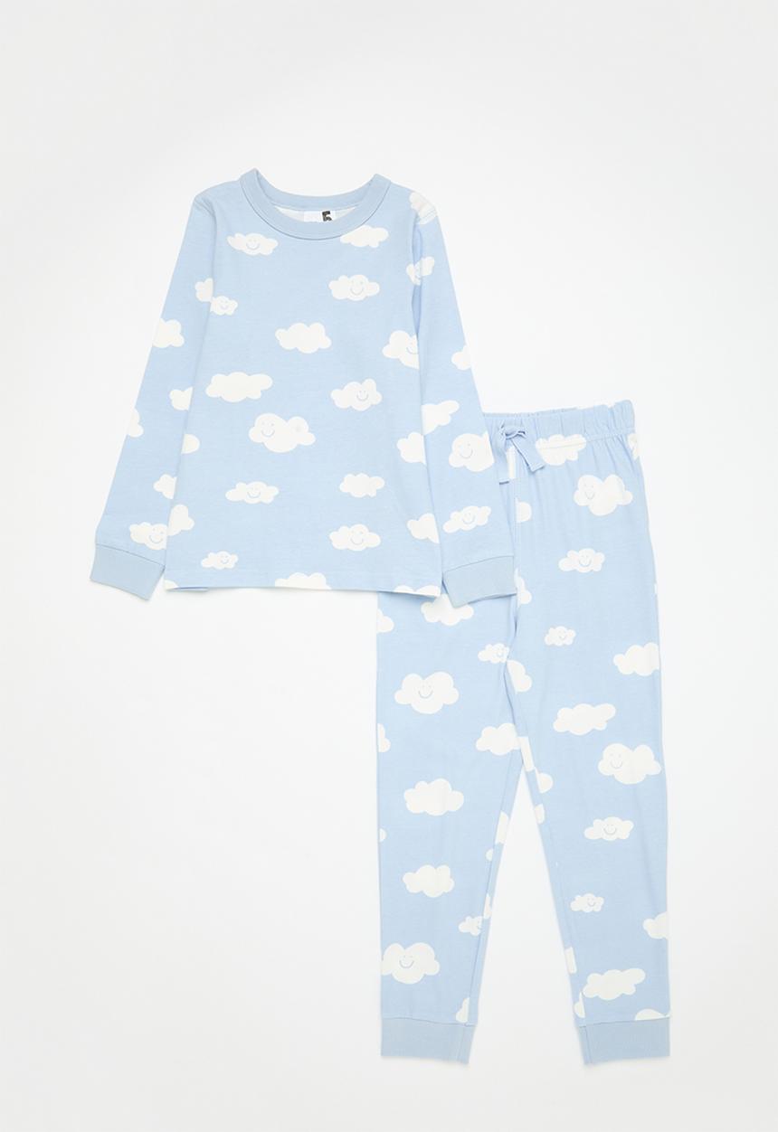 Cotton On - Ace long sleeve pyjama set - dawn blue/clouds