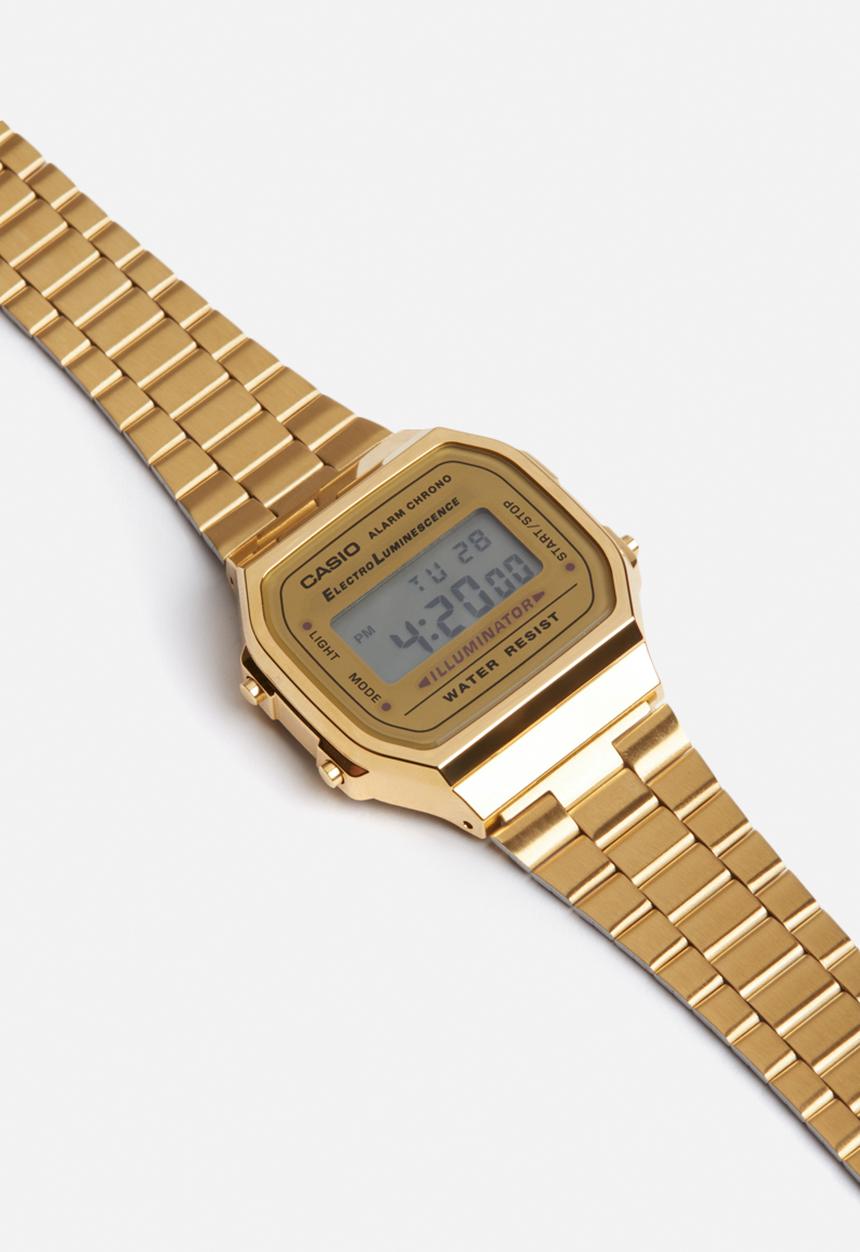 Casio - Digital wrist watch