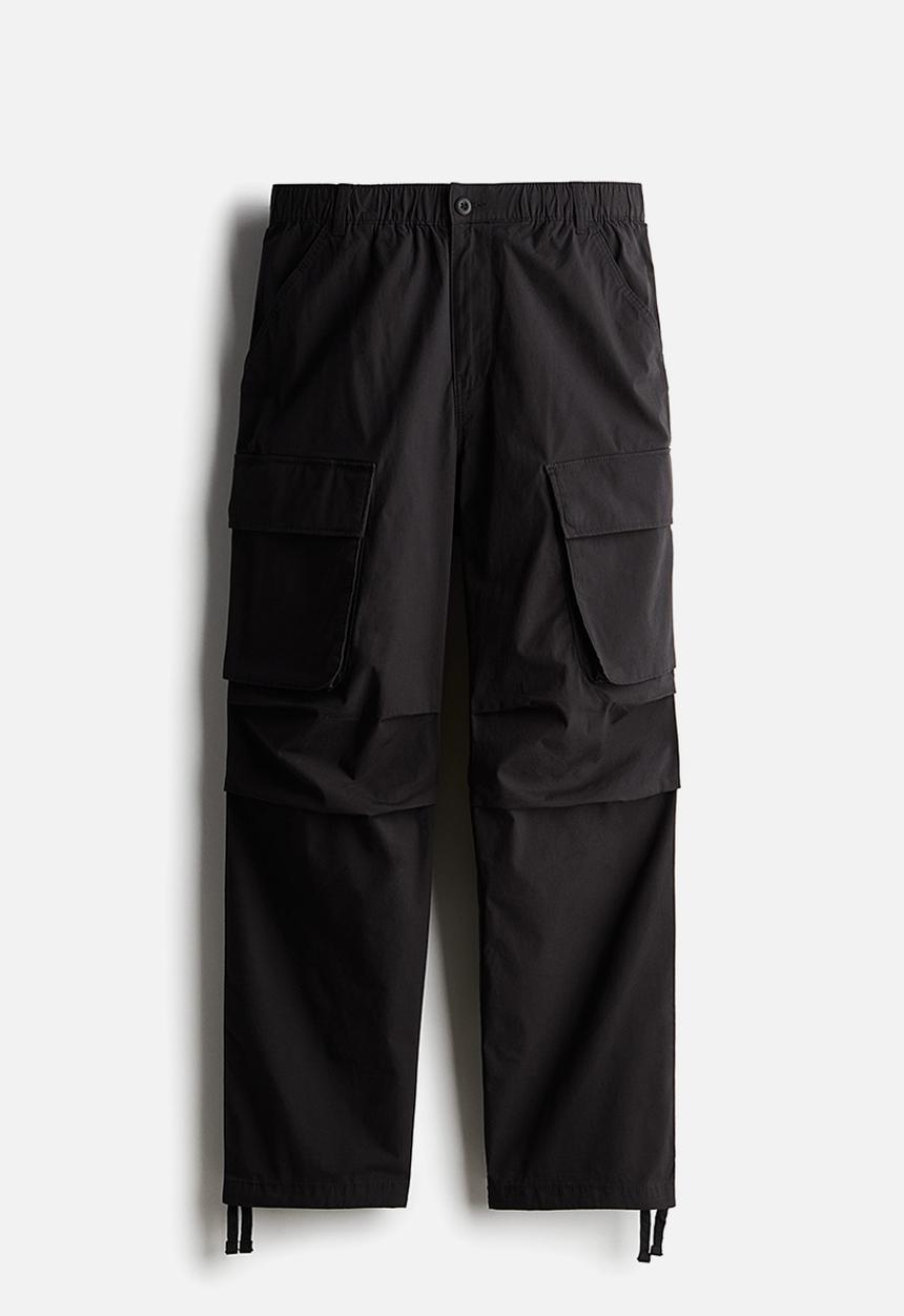 H&M - Relaxed fit cargo trousers - black