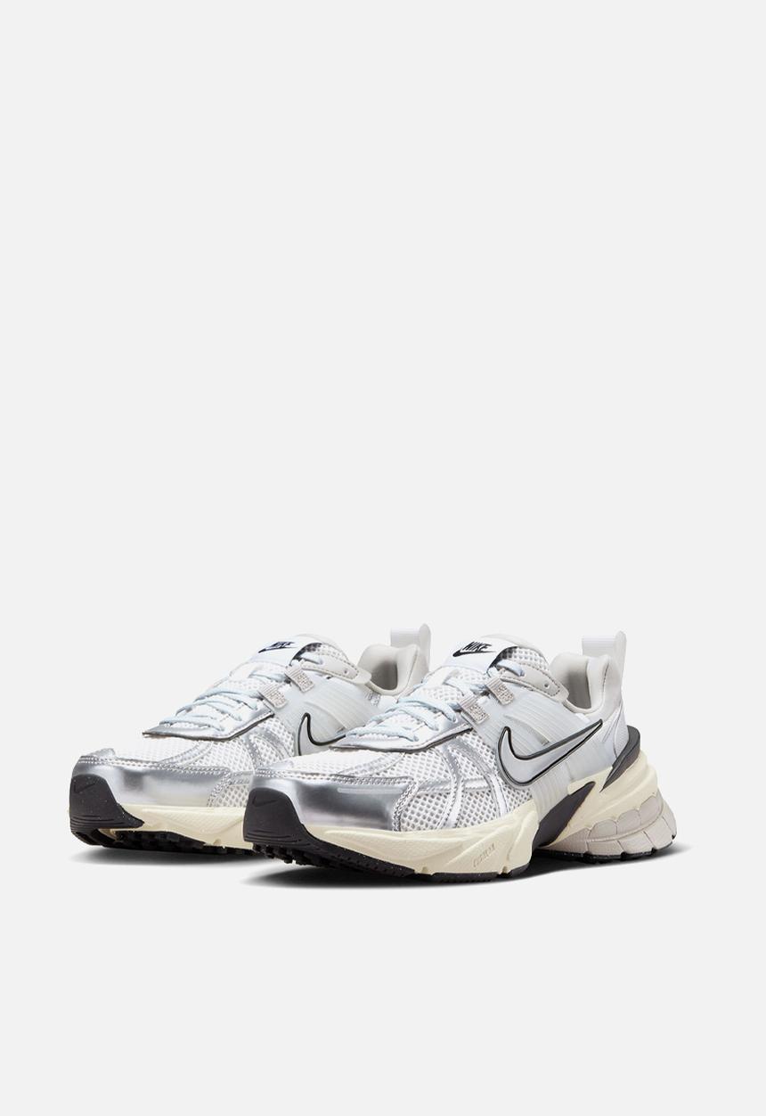 Nike - V2K Run