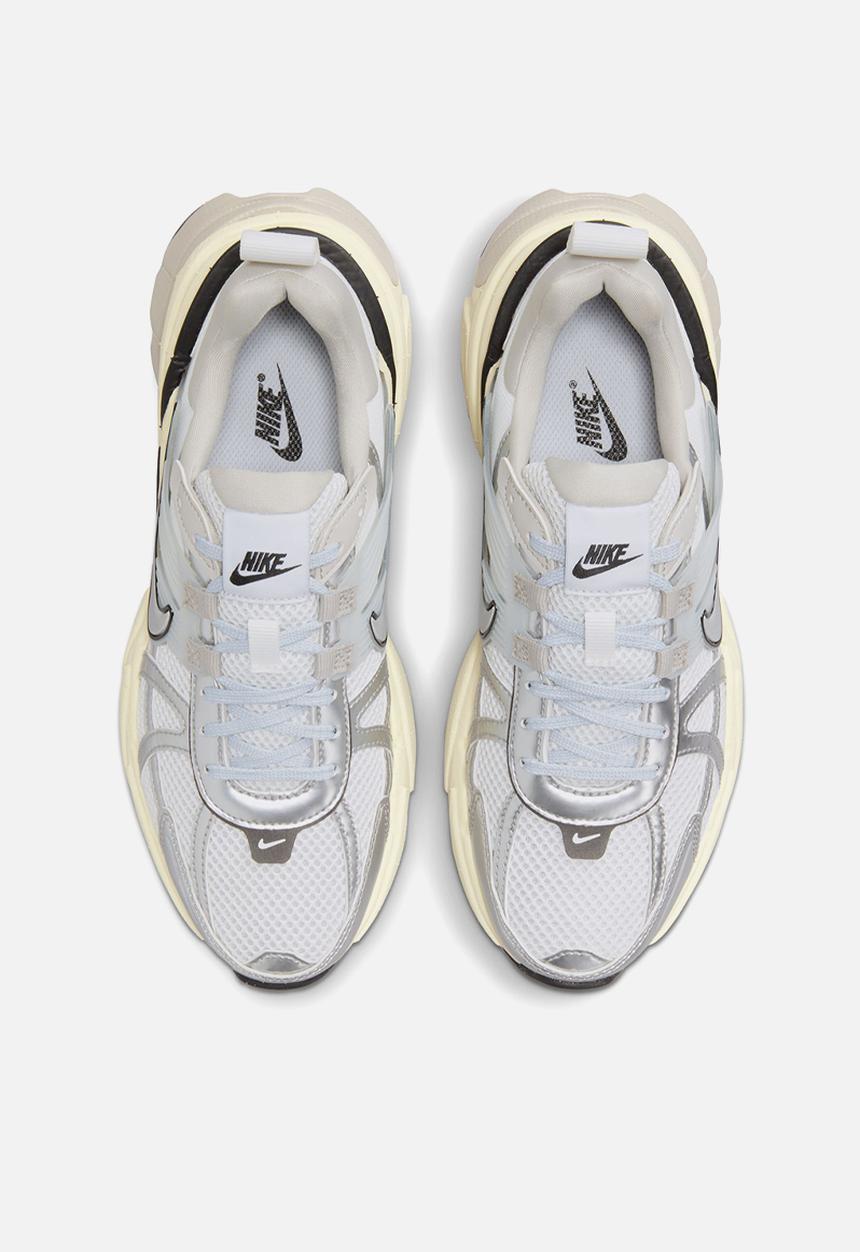 Nike - V2K Run