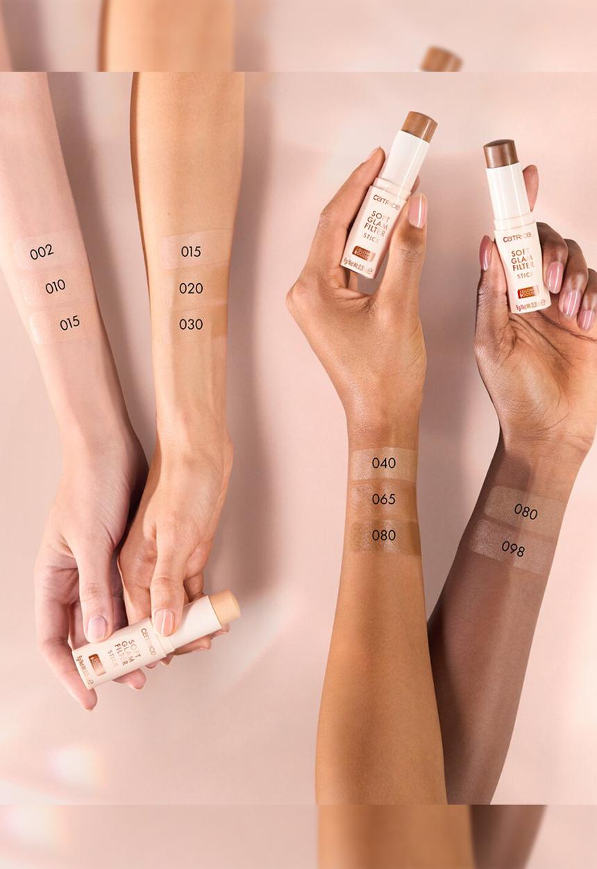 Catrice - Soft Glam Filter Stick 020 - Light - Medium