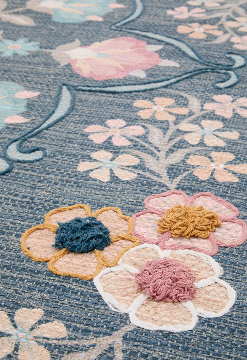 Sixth Floor - Riza embroidered rug - Navy