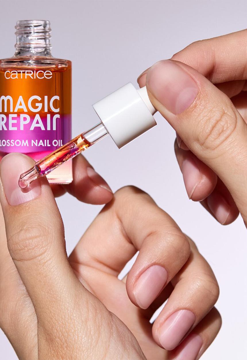Catrice - Magic Repair Blossom Nail Oil
