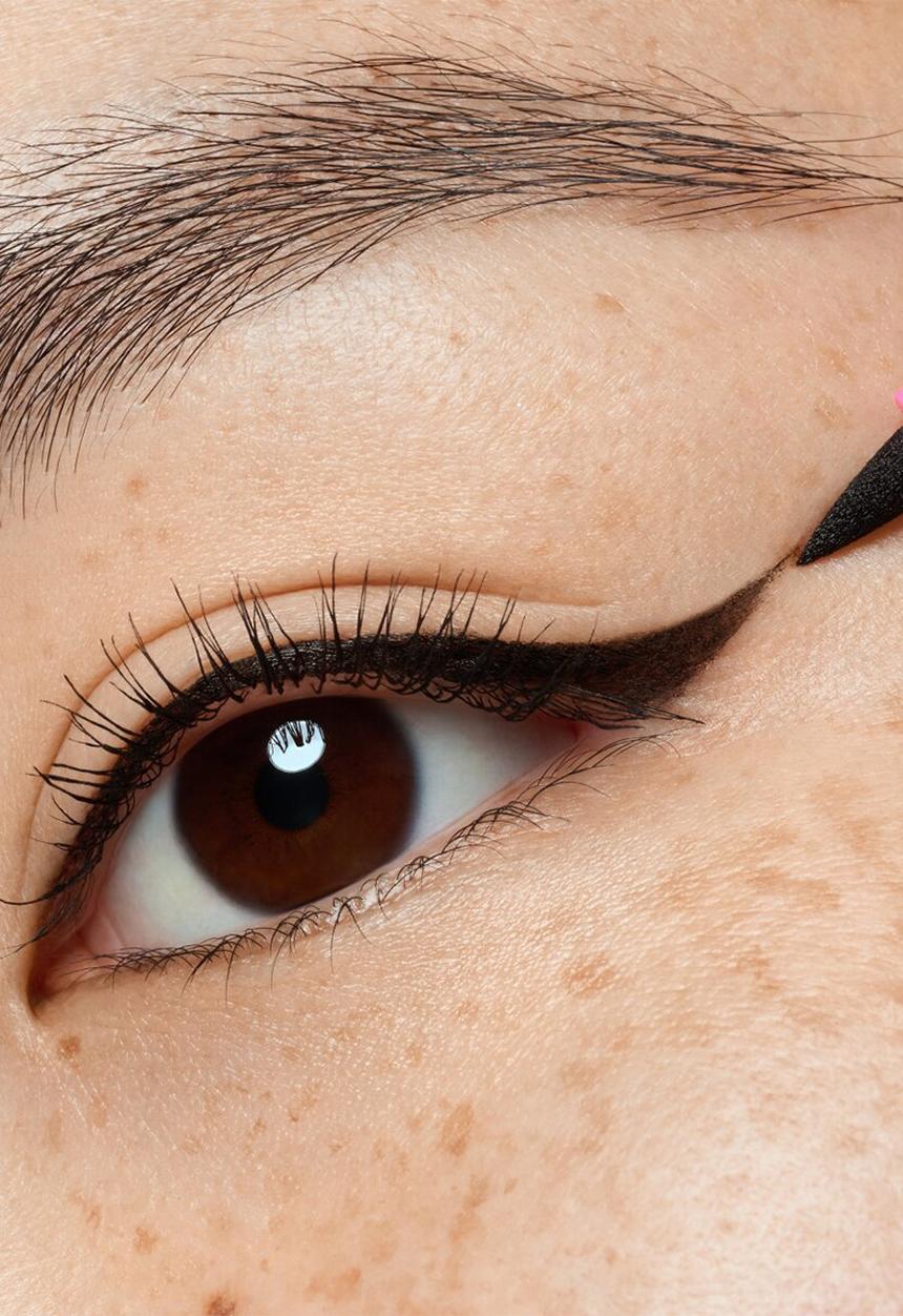 essence - Line It Like A Pro! Liner 01 - Black