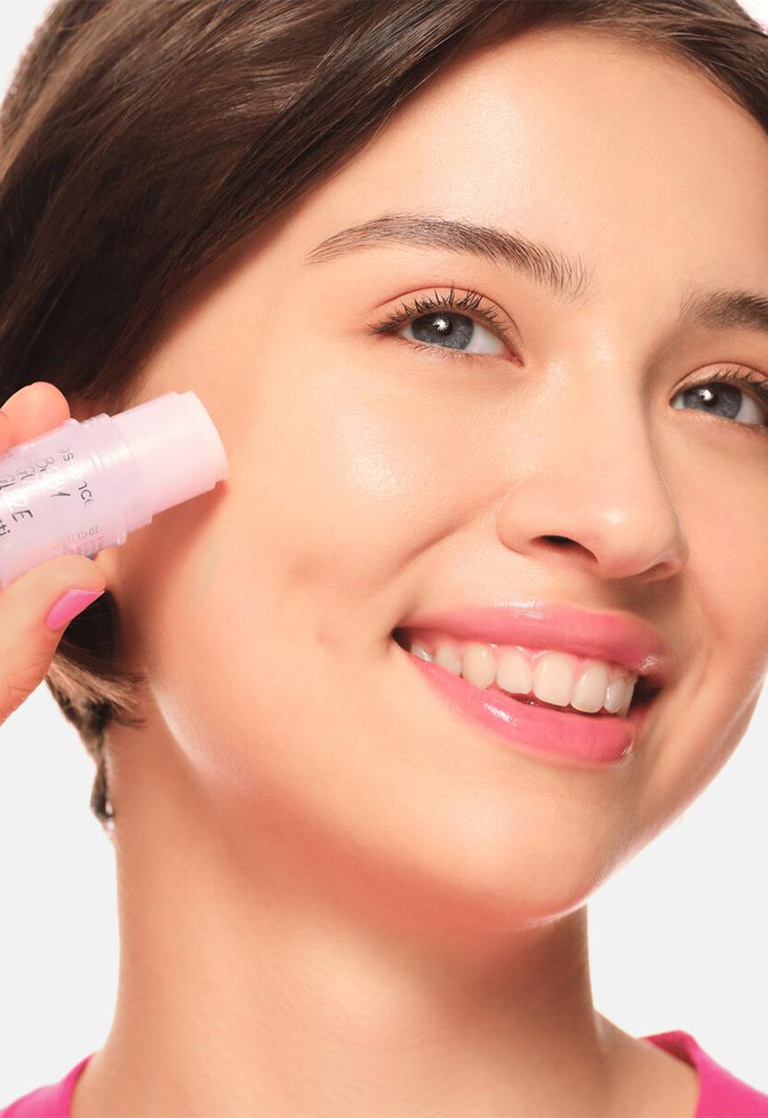 essence - Baby Got Glaze Balm Stick
