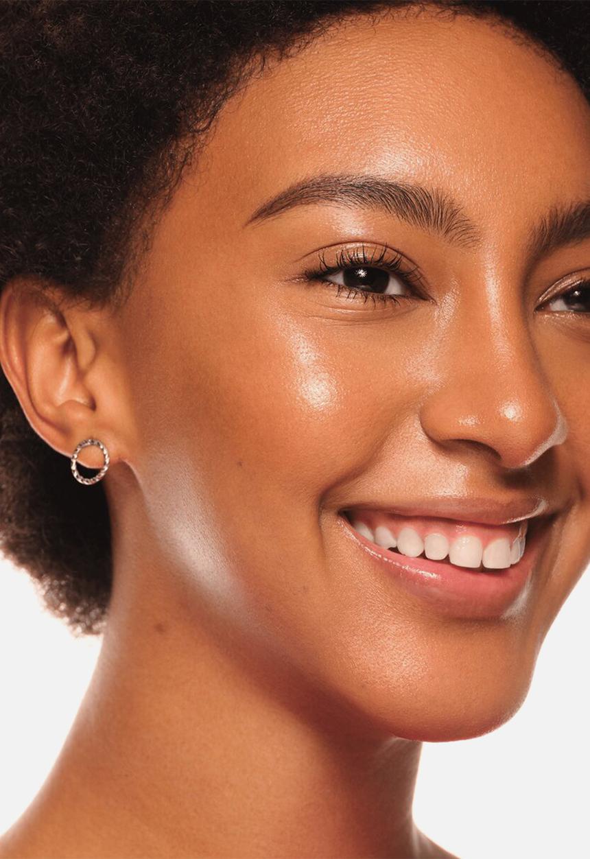 essence - Baby Got Bronze Shimmering Bronzer 10 - Golden Hour