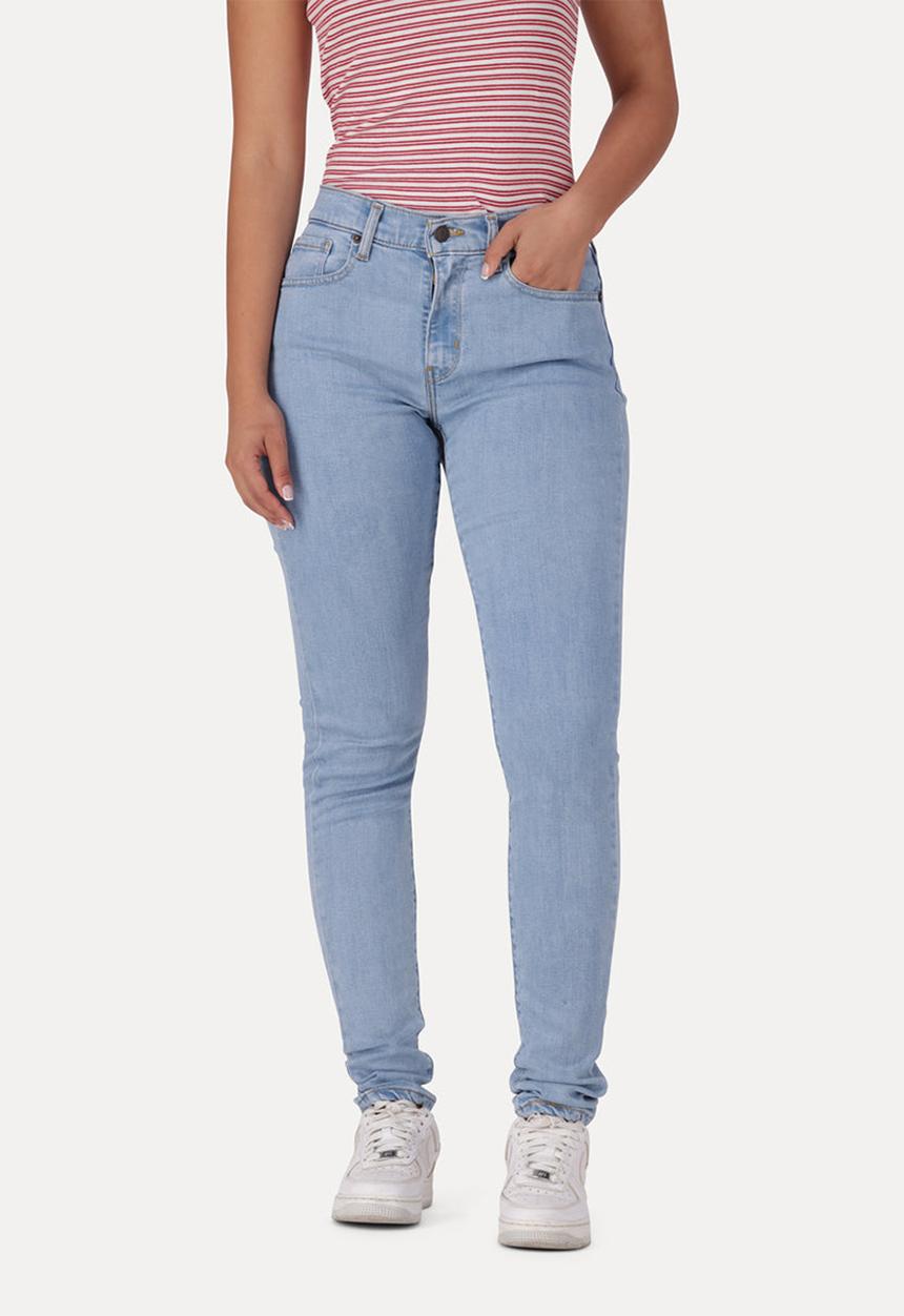 Levi’s® - Curvy High-Rise Super Skinny Jeans - Accent Of Azale