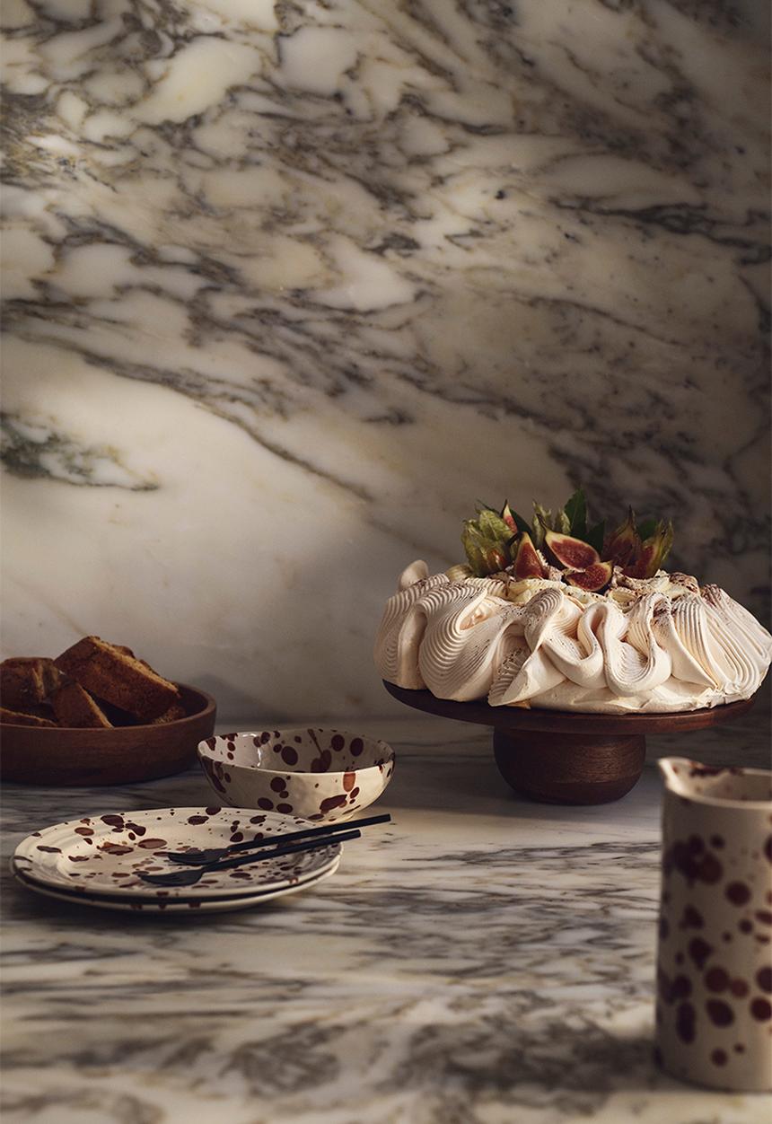 H&M - Stoneware serving dish - white speckled
