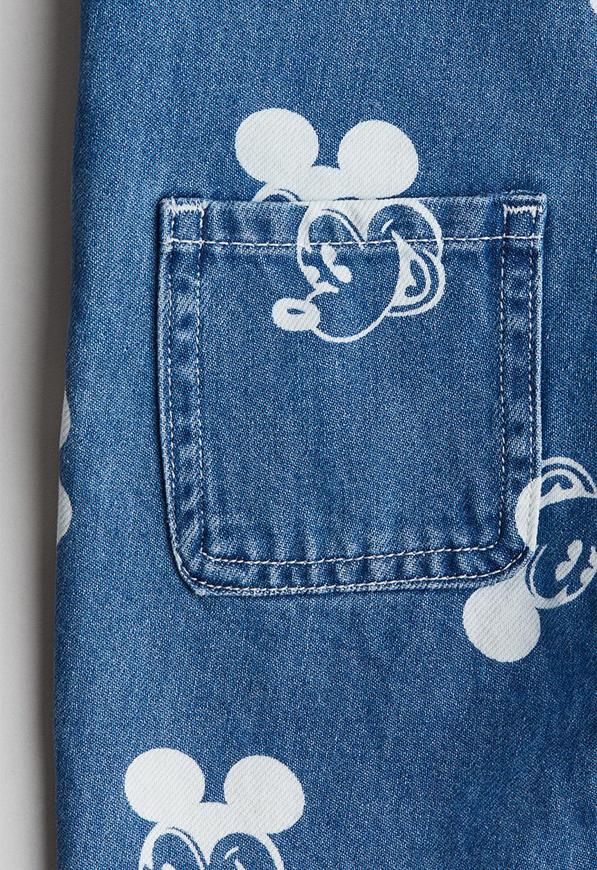 H&M - Printed denim dungarees - denim blue mickey mouse