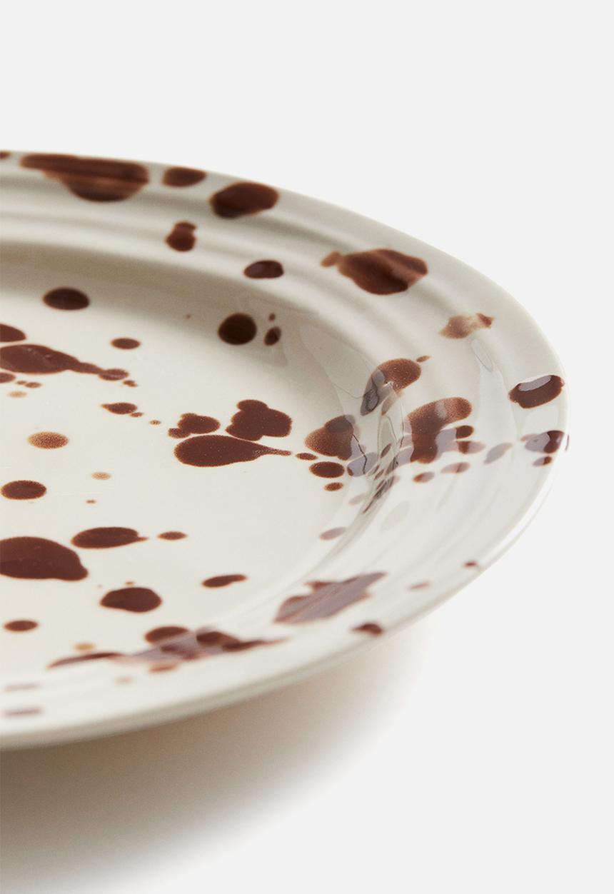 H&M - Stoneware plate - brown spotted