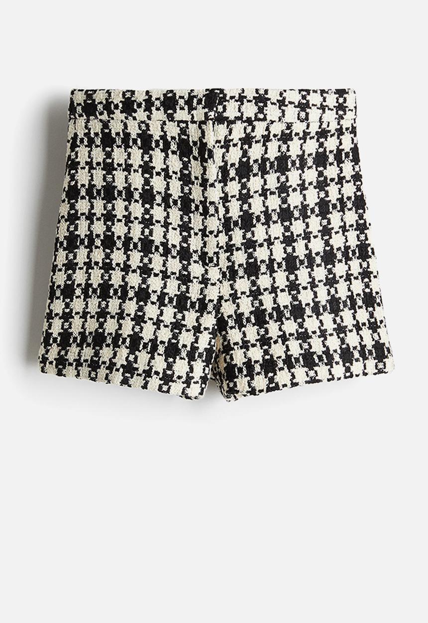 H&M - Jacquard-weave shorts - cream & black checked