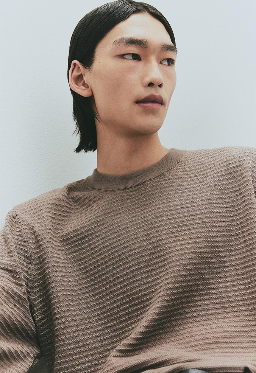 H&M - Regular fit textured-knit jumper - dark beige