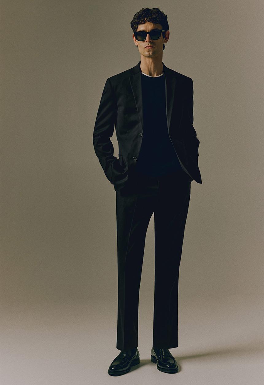 H&M - Slim fit suit trousers - black