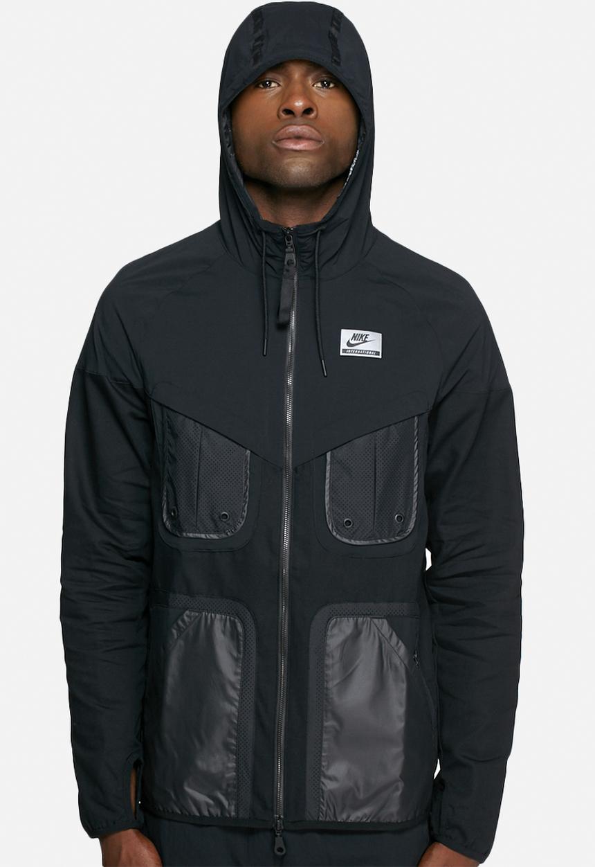Nike - Perforated windrunner