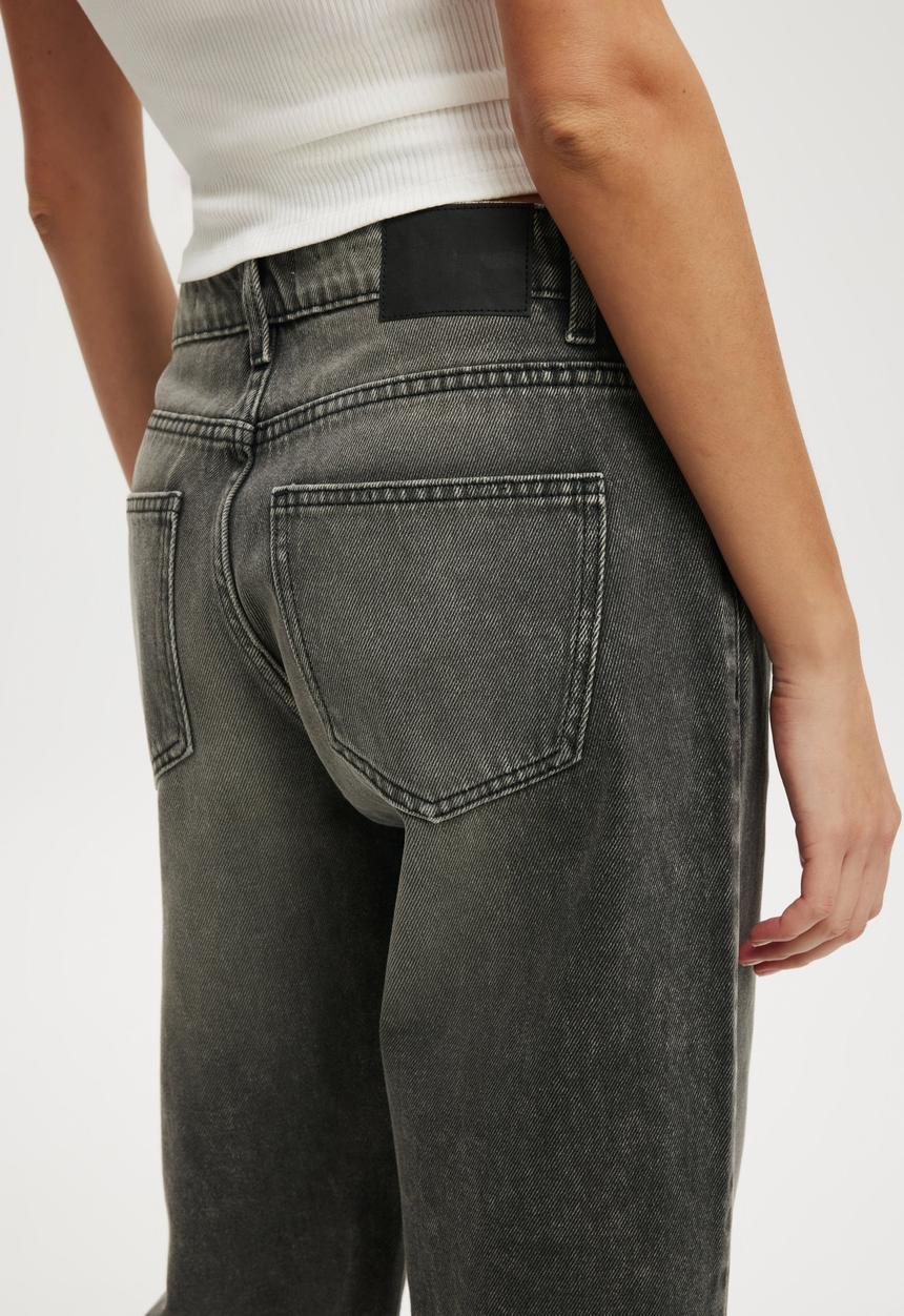 Cotton On - Low rise straight jean - domino black