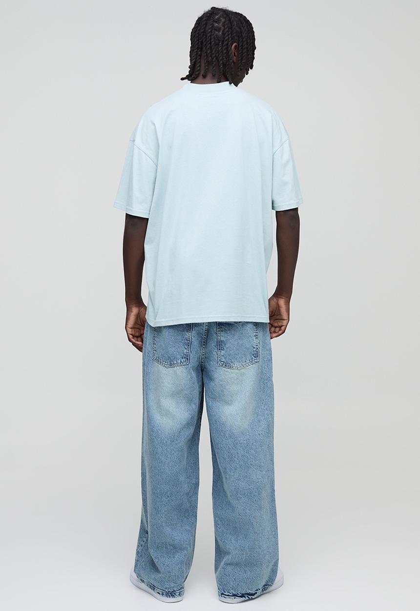 boohooMAN - Baggy Rigid Washed Jeans - Light Blue