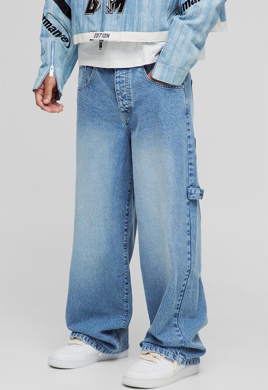 boohooMAN - Washed Adjustable Waist Baggy Carpenter Jeans - Washed Blue