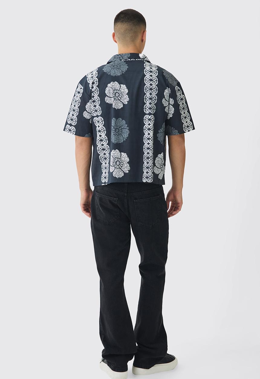 boohooMAN - Oversized Monogram Flower Print Poplin Shirt - blue