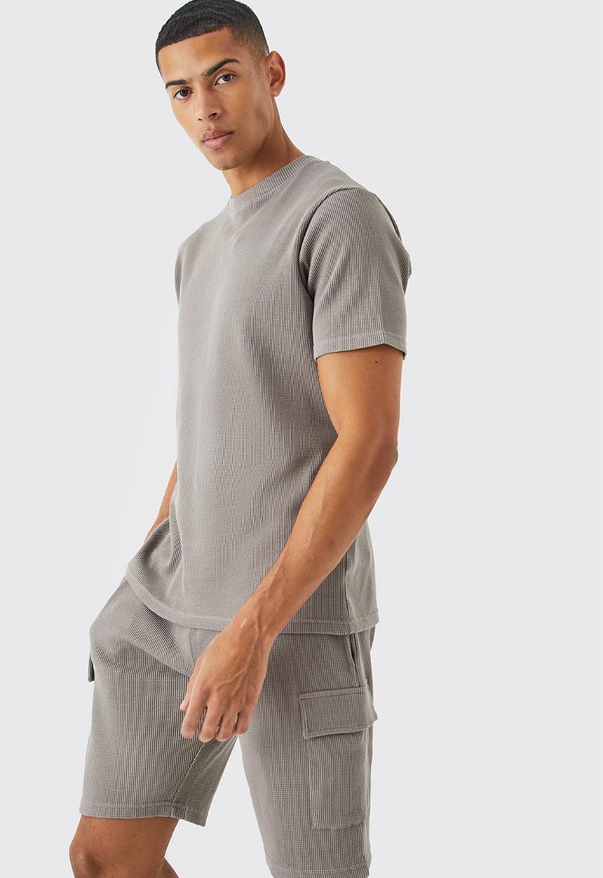 boohooMAN - Slim Waffle T-shirt & Cargo Short Set - Grey