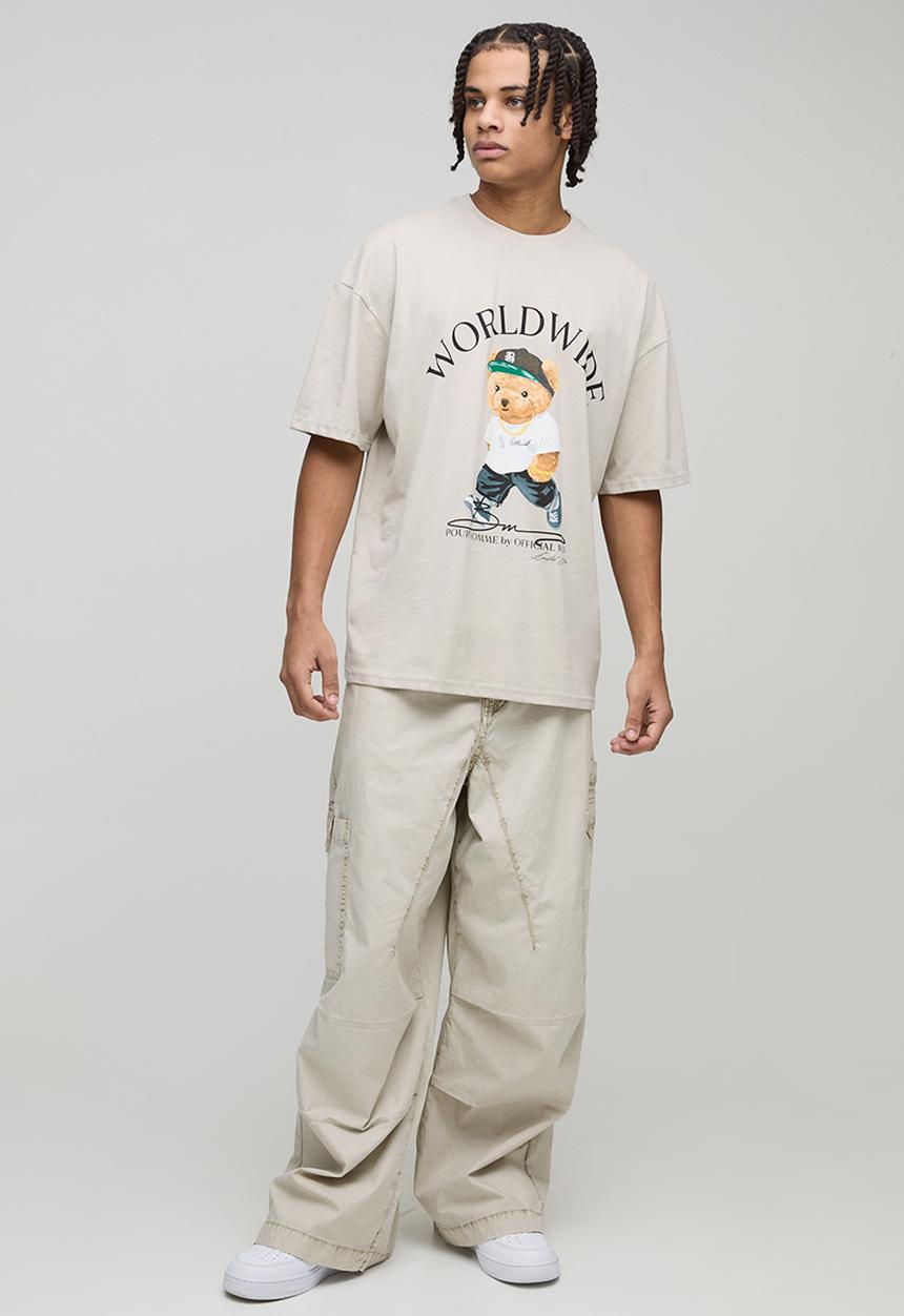 boohooMAN - Oversized Teddy Worldwide Printed T-Shirt - Stone