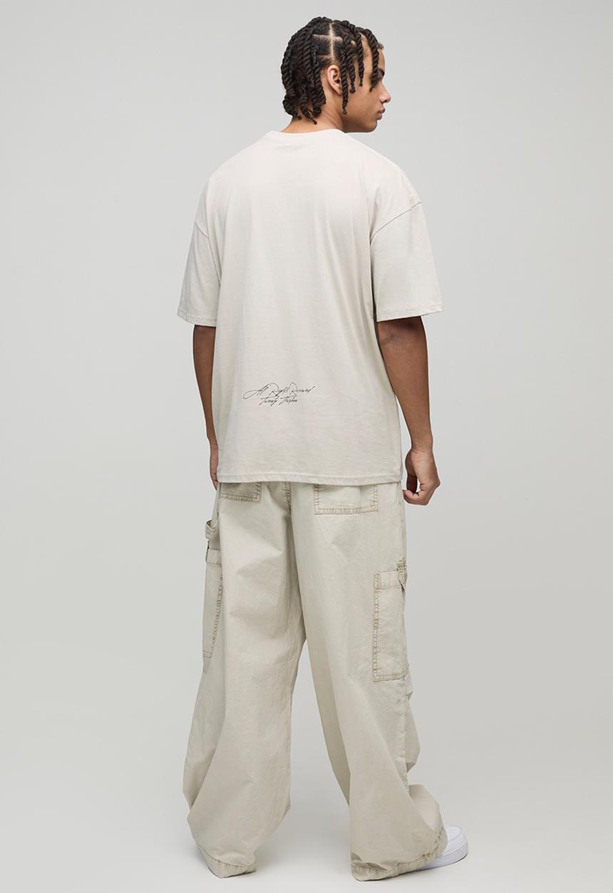 boohooMAN - Oversized Teddy Worldwide Printed T-Shirt - Stone